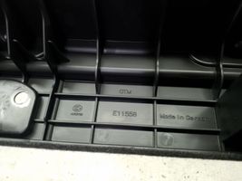 Porsche Macan Otros elementos de revestimiento del maletero/compartimento de carga 8R0861827