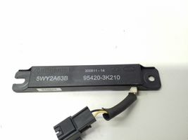 Hyundai ix35 Antenos stiprintuvas 954203K210