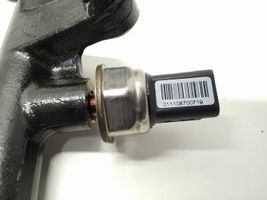 Ford C-MAX II Listwa wtryskowa 9681909680