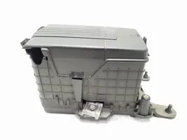 Volkswagen Tiguan Boîte de batterie 1K0915325