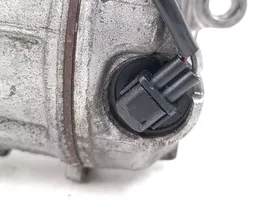 Audi Q7 4L Ilmastointilaitteen kompressorin pumppu (A/C) 4E0260805AR