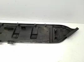 Audi Q7 4L Viršutinė dalis radiatorių panelės (televizoriaus) 4L0121285