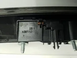 Volkswagen Tiguan Barra de luz de la matrícula/placa de la puerta del maletero 5N0827335F