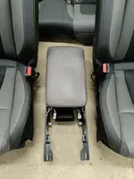 Subaru Outback (BT) Istuimien ja ovien verhoilusarja 