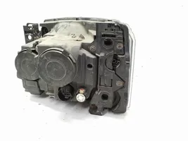 Land Rover Discovery 4 - LR4 Lampa przednia AH2213W029