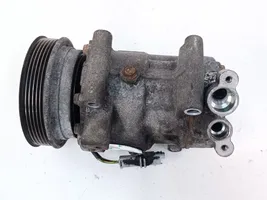 Nissan Juke I F15 Ilmastointilaitteen kompressorin pumppu (A/C) 92600AZ74A