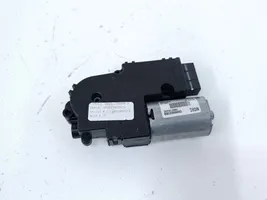 Ford Fusion II Motore/attuatore DS7315B689