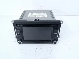 Volkswagen Tiguan Unità principale autoradio/CD/DVD/GPS 1K0035180AF