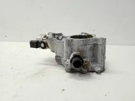 Volkswagen Tiguan Pompe d'injection de carburant à haute pression 06G127028