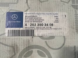 Mercedes-Benz C W202 Set del kit di montaggio della sospensione posteriore A2023503408