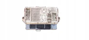 Alfa Romeo 147 Module de fusibles 51711426