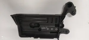 Audi A3 S3 8V Подошва крепления аккумулятора 5Q0915321H