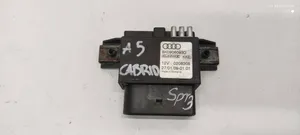 Audi A5 8T 8F Unité de commande / module de pompe à carburant 8K0906093D