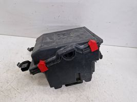 Peugeot Rifter Module de fusibles 9804848580