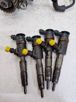 Citroen C4 II Injektoren Einspritzdüsen Satz Set 04451103402