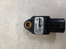 Peugeot 4007 Airbagsensor Crashsensor Drucksensor 8651A001