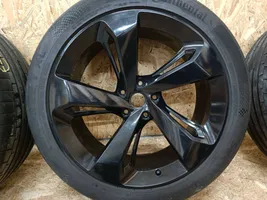 Bentley Bentayga R22 alloy rim BE008