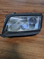 Audi A8 S8 D2 4D Lampa przednia 0301042201