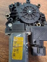 Audi A8 S8 D2 4D Moteur de lève-vitre de porte avant 0536001402