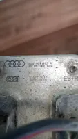 Audi A8 S8 D2 4D Aušinimo ventiliatoriaus rėlė 8D0959493A