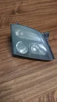 Opel Vectra C Lampa przednia 15588800