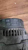 Volkswagen PASSAT B4 Generaattori/laturi 028903025S