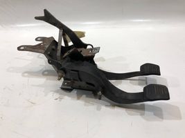 Ford Mondeo Mk III Pedal assembly 1s712450