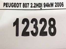 Peugeot 807 Takalokasuojan reuna 1485148080