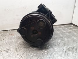 Subaru Impreza II Compressore aria condizionata (A/C) (pompa) 73111FE040