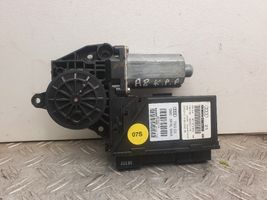 Audi A8 S8 D3 4E Moteur de lève-vitre de porte avant 4E2959801