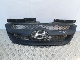 Hyundai Sonata Grille calandre supérieure de pare-chocs avant 863533K000