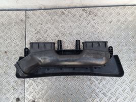 BMW X3 E83 Parte del condotto di aspirazione dell'aria 3402849