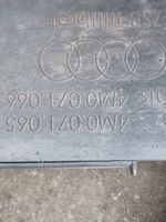 Audi Q7 4M Slenksčiai visureigiams (džipams) 4M0071065