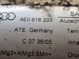 Audi A8 S8 D3 4E Ilmajousituksen painesäiliö 4E0616203
