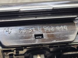 BMW X3 E83 Światło fotela przedniego 6962046