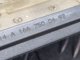 Mercedes-Benz A W176 Uchwyt / Rączka zewnętrzna otwierania klapy tylnej / bagażnika A1667500493