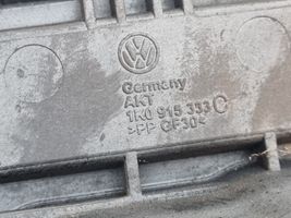 Volkswagen Golf V Vassoio batteria 1K0915333C