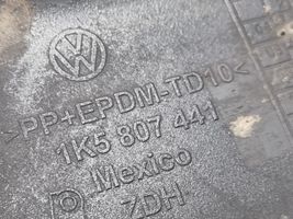 Volkswagen Jetta V Cache crochet de remorquage arrière 1K5807441