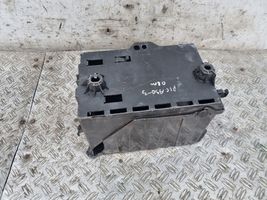 Citroen C4 Grand Picasso Boîte de batterie 9663615380