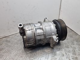 Volvo V40 Air conditioning (A/C) compressor (pump) 31348965