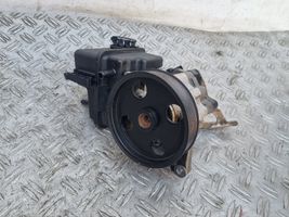 Mercedes-Benz C W204 Pompe de direction assistée A0064669201