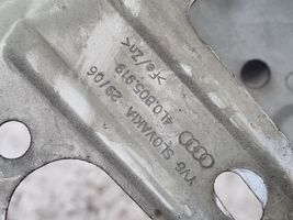 Audi Q7 4L Uchwyt / Mocowanie błotnika przedniego 4L0805176A