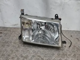 Toyota Land Cruiser (J100) Lampa przednia 6067