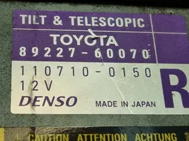 Toyota Land Cruiser (J100) Módulo de control de la cremallera de dirección 8922760070