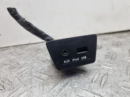 Hyundai ix35 Connettore plug in USB 961102S000