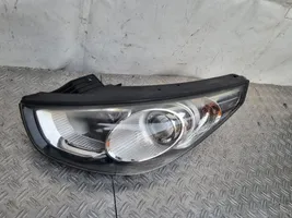 Hyundai ix35 Phare frontale 921012Y