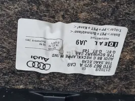 Audi A5 8T 8F Apdaila galinio dangčio 8T0867975A