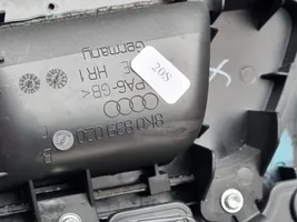 Audi A4 S4 B8 8K Takaoven verhoilu 8K0867306