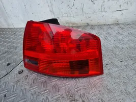 Audi A4 S4 B7 8E 8H Luci posteriori 8E5945096