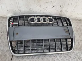 Audi A4 S4 B7 8E 8H Grotelės viršutinės 8E0850651M